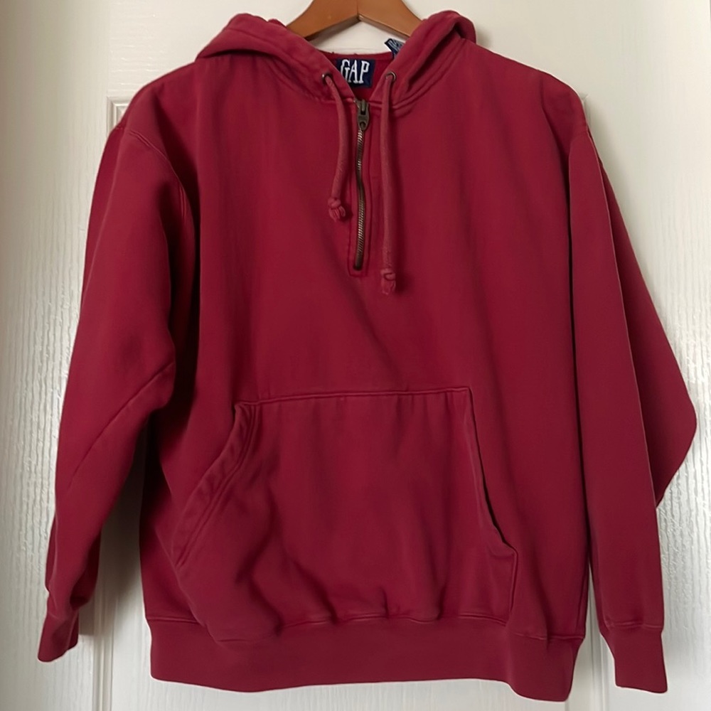 Vintage Red Gap Sweatshirt